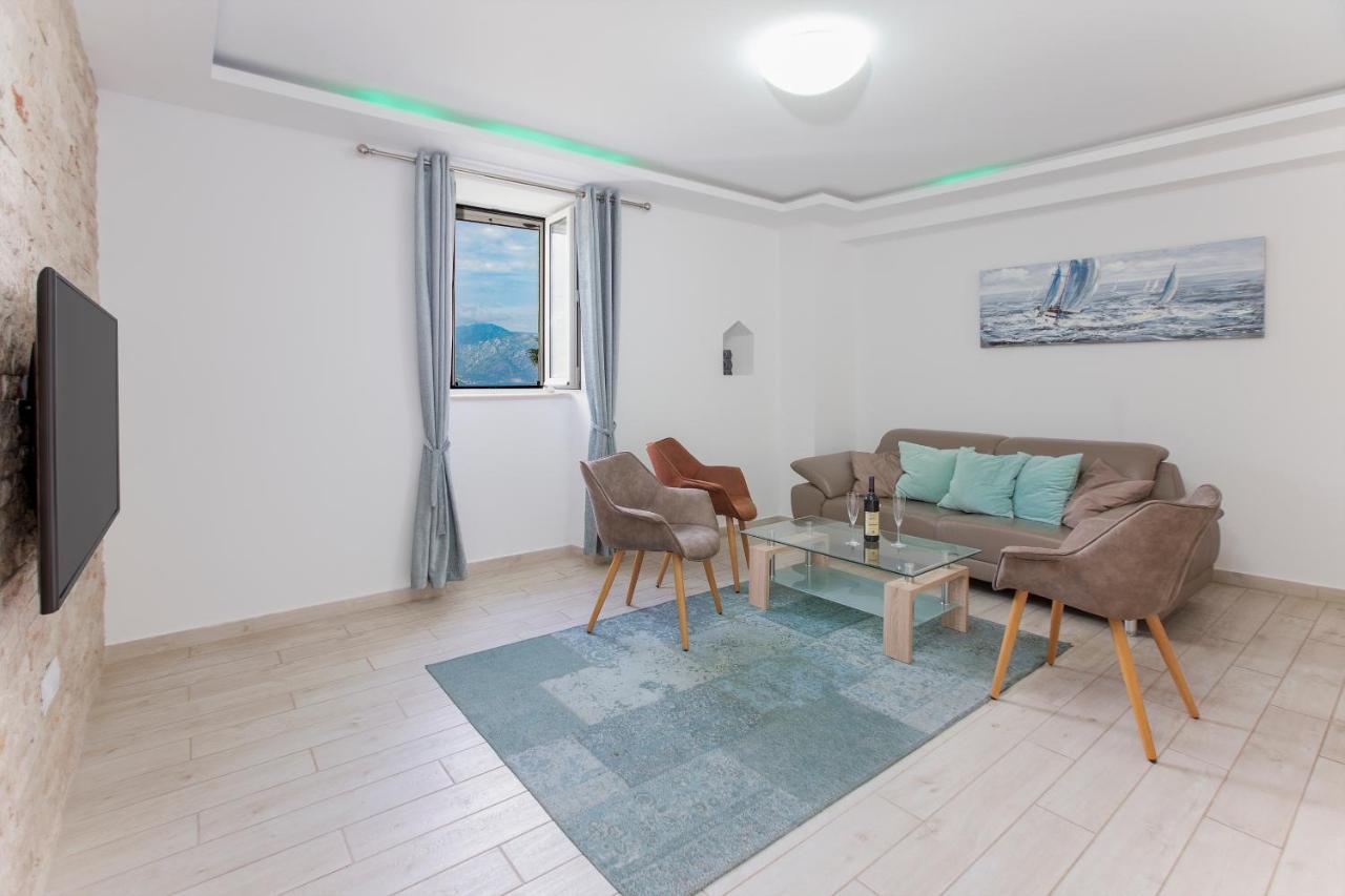 Apartments D&V Kotor Ngoại thất bức ảnh